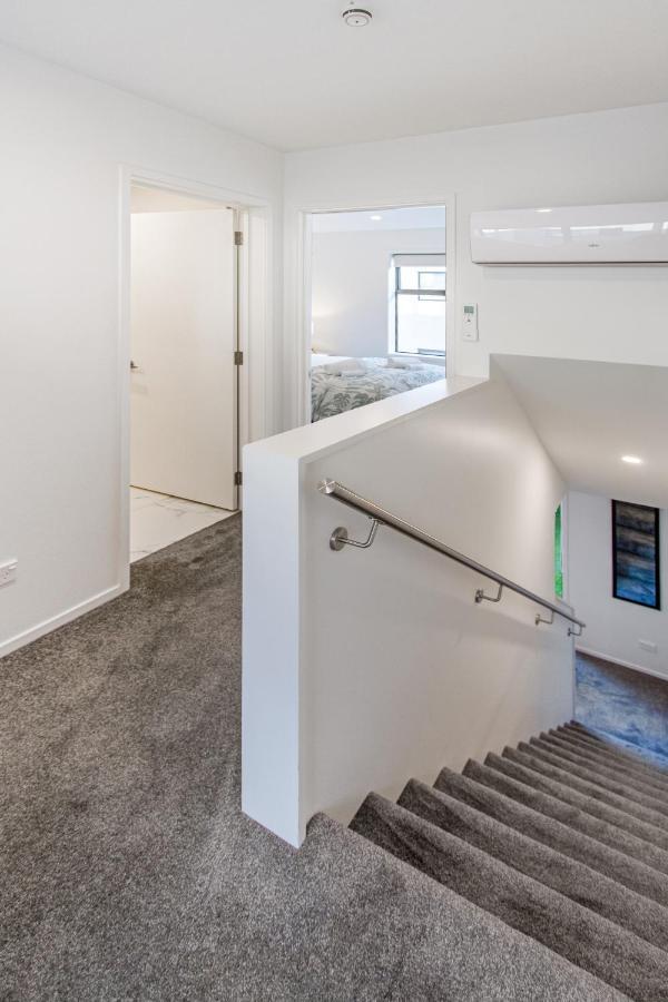 Vibrant City Abode - 2 Bed 2 Bath Διαμέρισμα Κράισττσερτς Εξωτερικό φωτογραφία