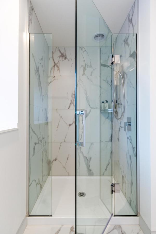 Vibrant City Abode - 2 Bed 2 Bath Διαμέρισμα Κράισττσερτς Εξωτερικό φωτογραφία